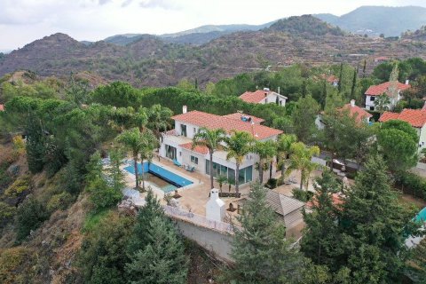 5 bedrooms Villa in Kalo Chorio, Limassol,  No. 45277 2