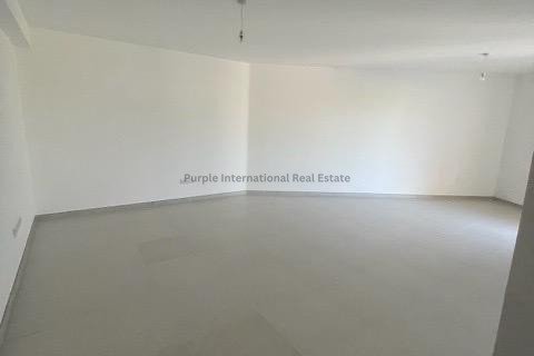 5 bedrooms Villa in Agios Tychonas, Limassol,  No. 37810 9