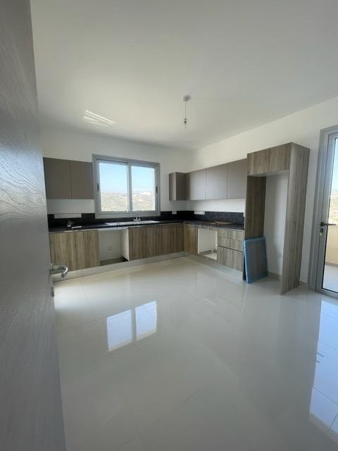 5 bedrooms Villa in Agios Tychonas, Limassol, Cyprus No. 37810