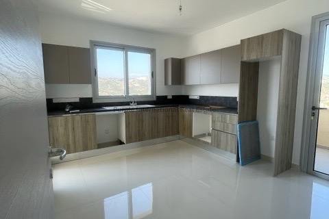 5 bedrooms Villa in Agios Tychonas, Limassol,  No. 37810 3