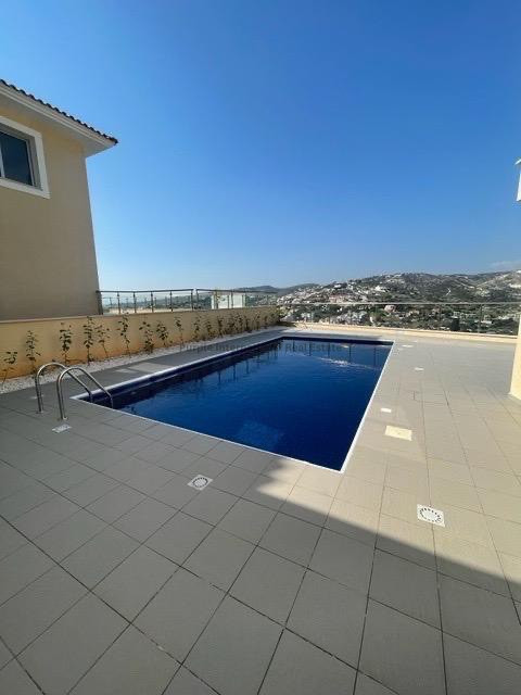 5 bedrooms Villa in Agios Tychonas, Limassol, Cyprus No. 37810
