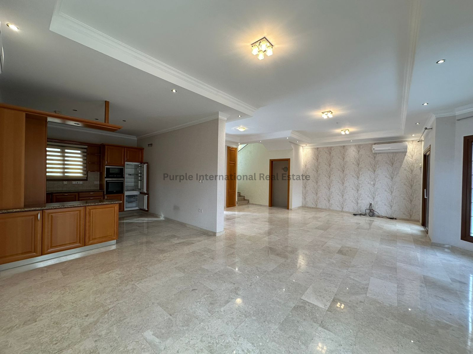 4 bedrooms Villa in Mouttagiaka, Limassol, Cyprus No. 37811