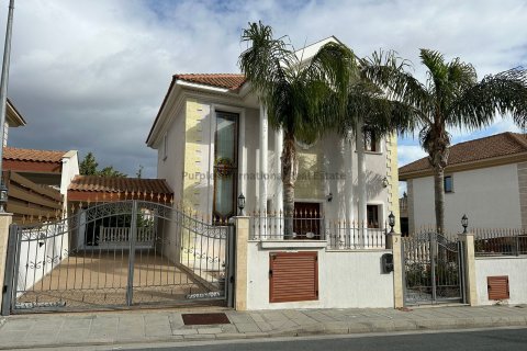 4 bedrooms Villa in Mouttagiaka, Limassol,  No. 37811 5