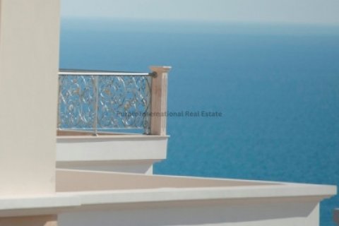 4 bedrooms Villa in Agios Tychonas, Limassol,  No. 37812 11