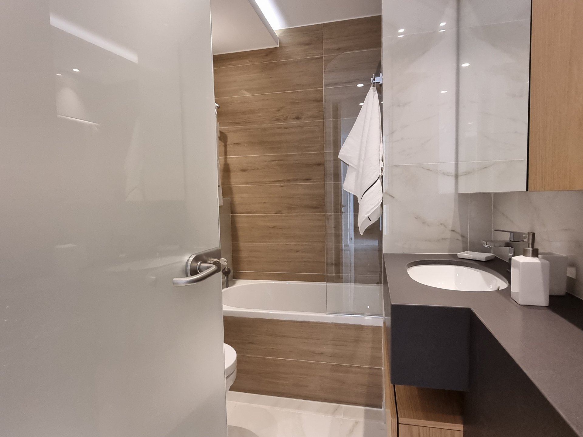 3 dormitorios Apartamento en Germasogeia, Limassol, Chipre No. 6655