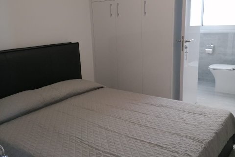 3 bedrooms Apartment in Limassol,  No. 49306 17