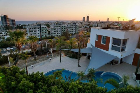 Вилла с 6 спальнями в Kalogiroi, Гермасойя, Лимасол,  № 49304