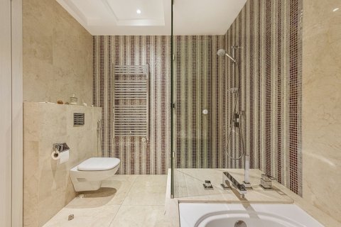 Квартира с 4 спальнями в Лимассол, Лимасол,  № 48802 15