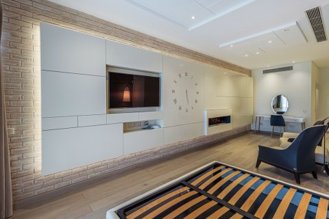 Квартира с 4 спальнями в Лимассол, Лимасол,  № 48802 10