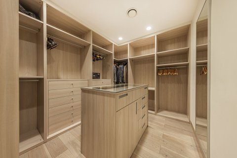 Квартира с 4 спальнями в Лимассол, Лимасол,  № 48802 16