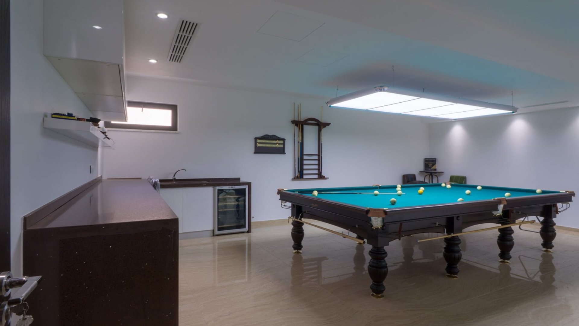 5 bedrooms Villa in Germasogeia, Limassol, Cyprus No. 26657