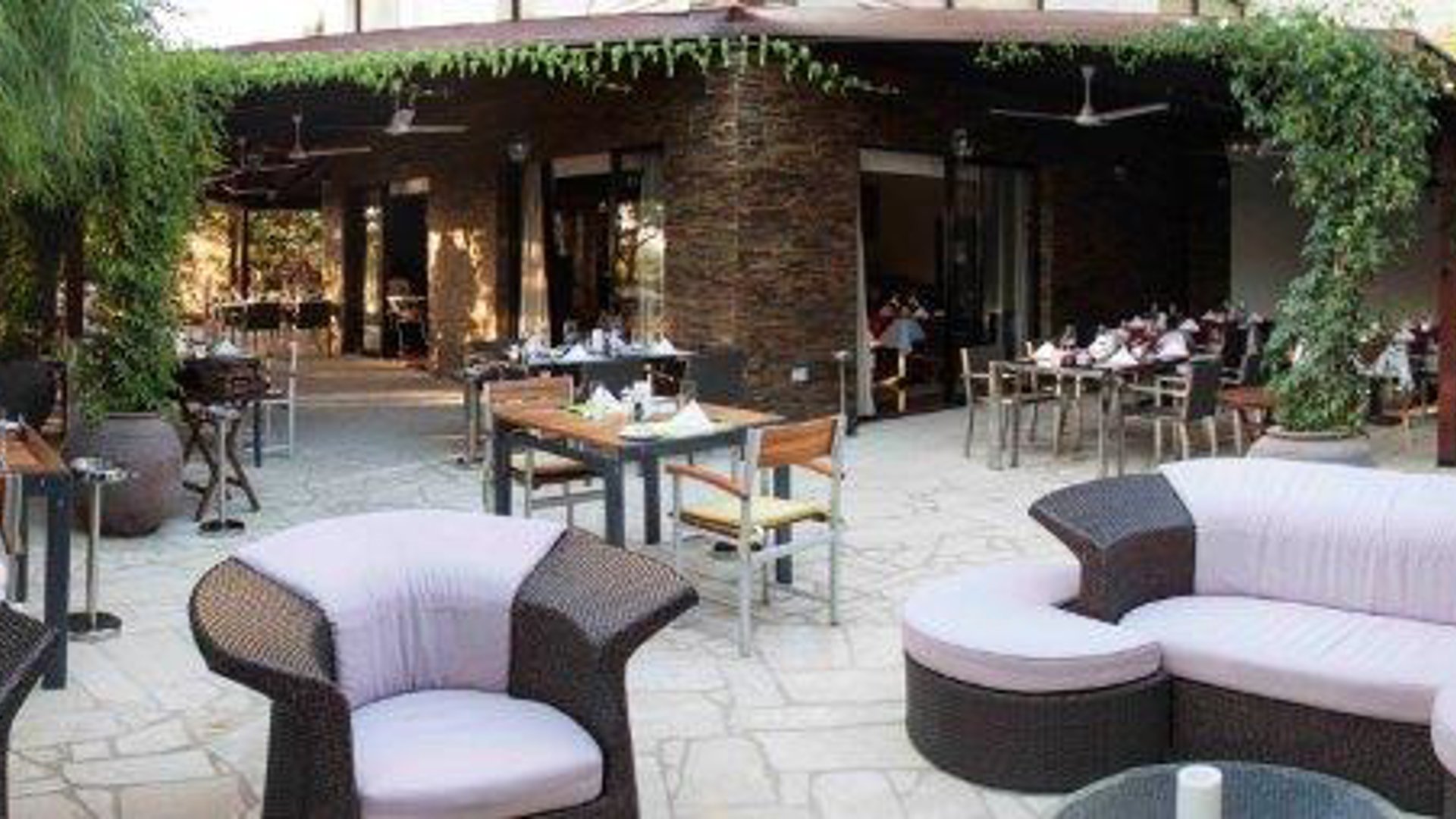 489m2 Cafe / restaurant in Coral Bay, Pegeia, Paphos, Cyprus No. 25950