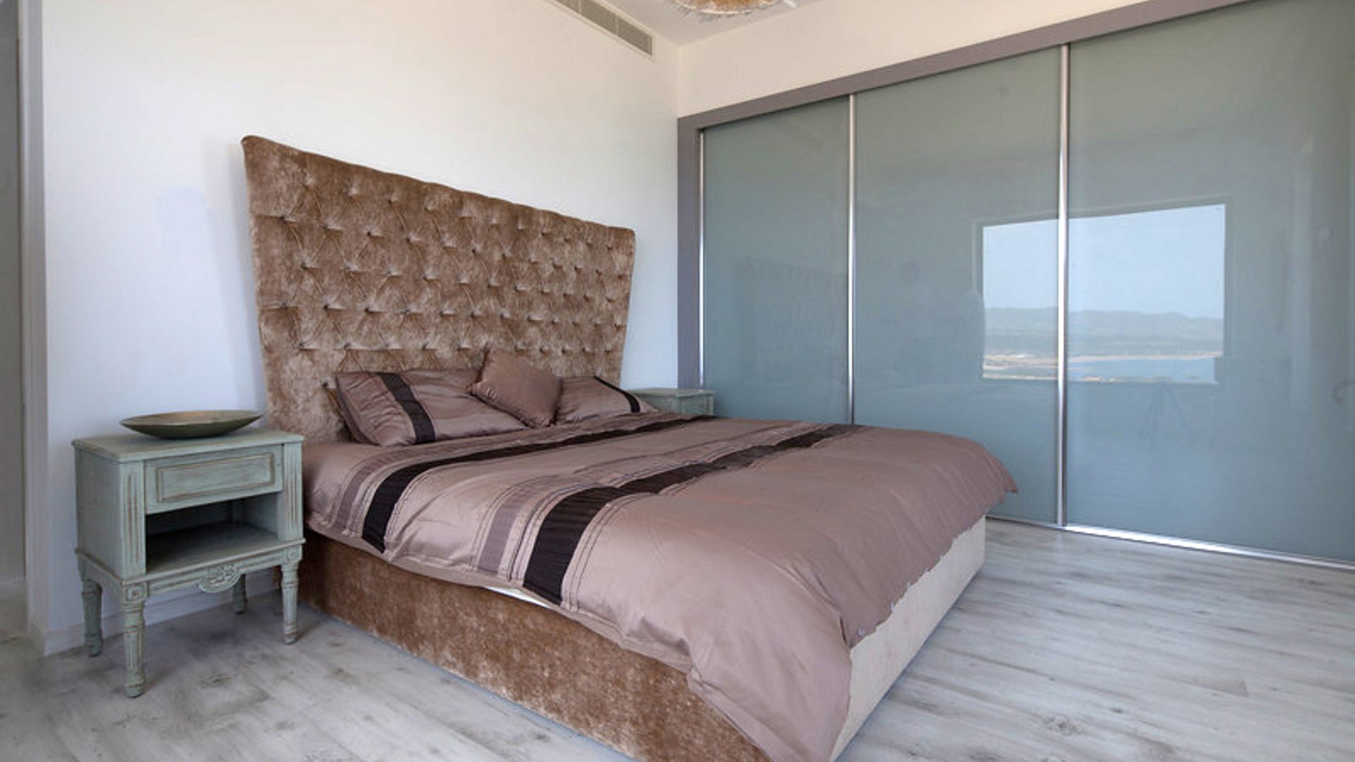 5 bedrooms Villa in Sea Caves, Pegeia, Paphos, Cyprus No. 25826