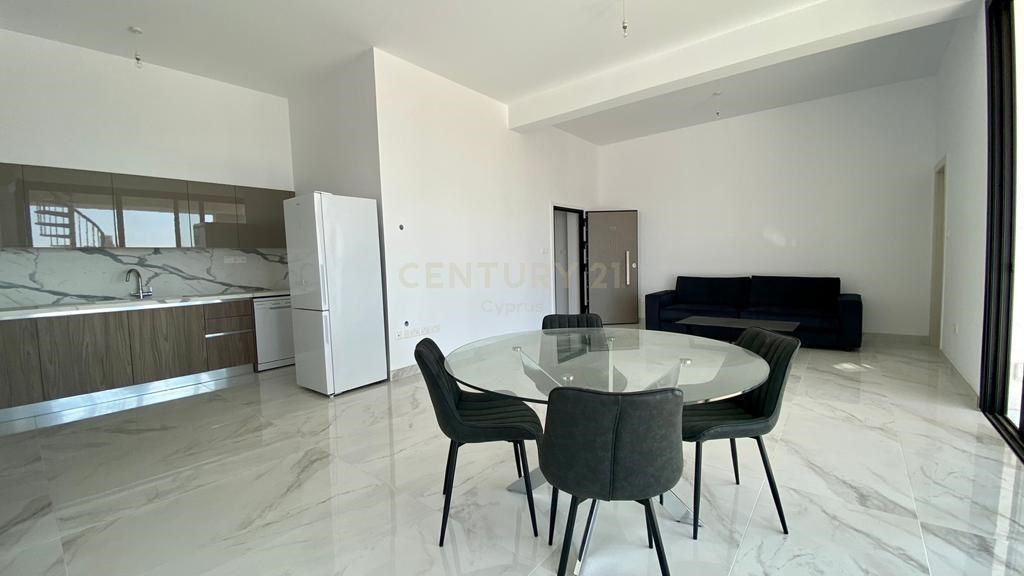 3 bedrooms Apartment in Germasogeia, Limassol, Cyprus No. 55801