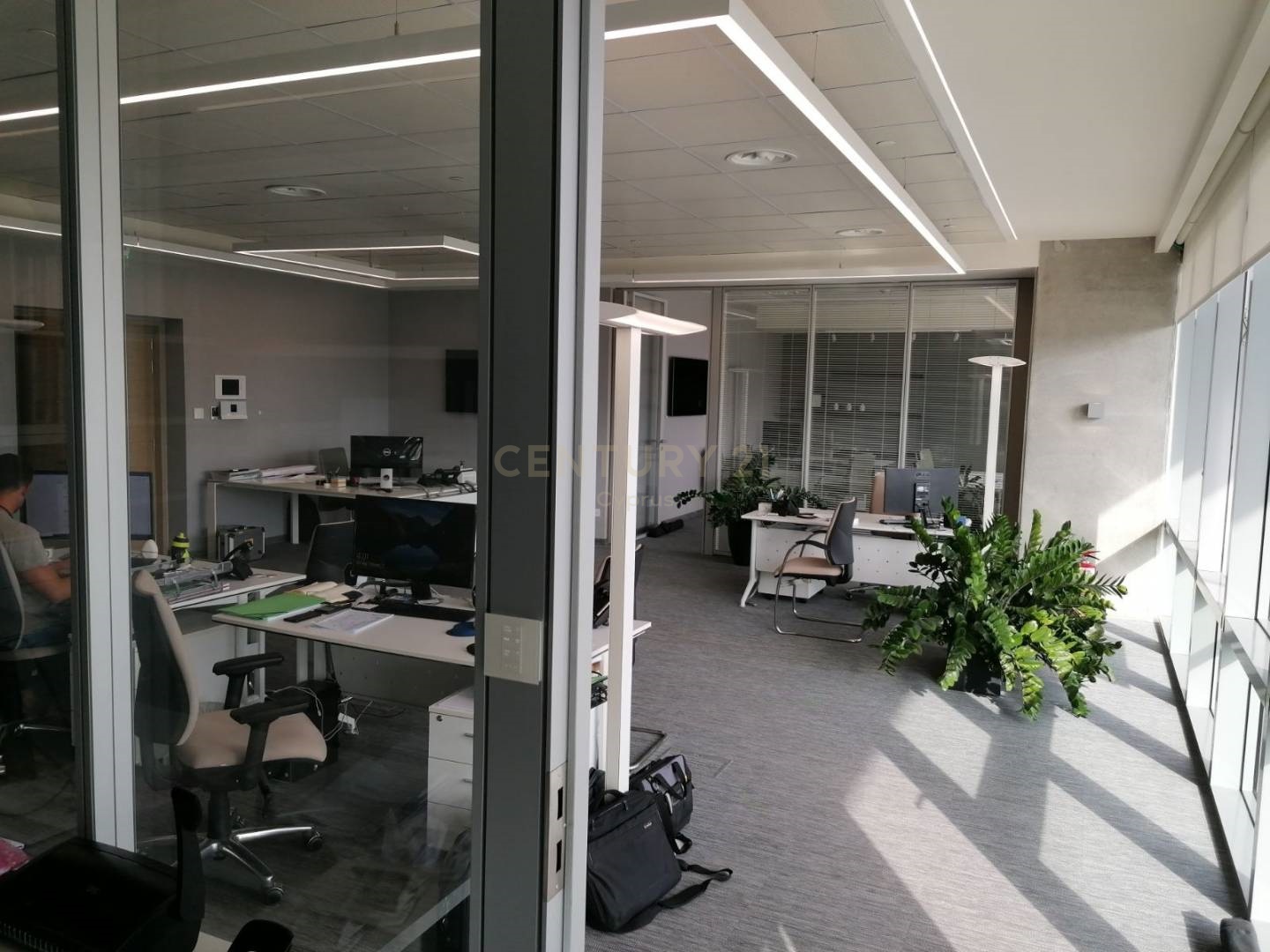 80m2 Office in Agios Athanasios, Limassol, Cyprus No. 55797