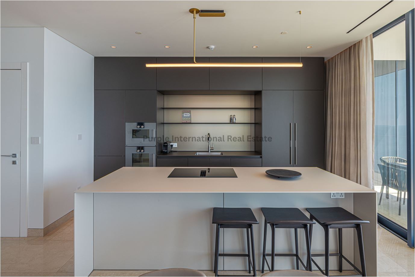 4 bedrooms Apartment in Mouttagiaka, Limassol, Cyprus No. 39251