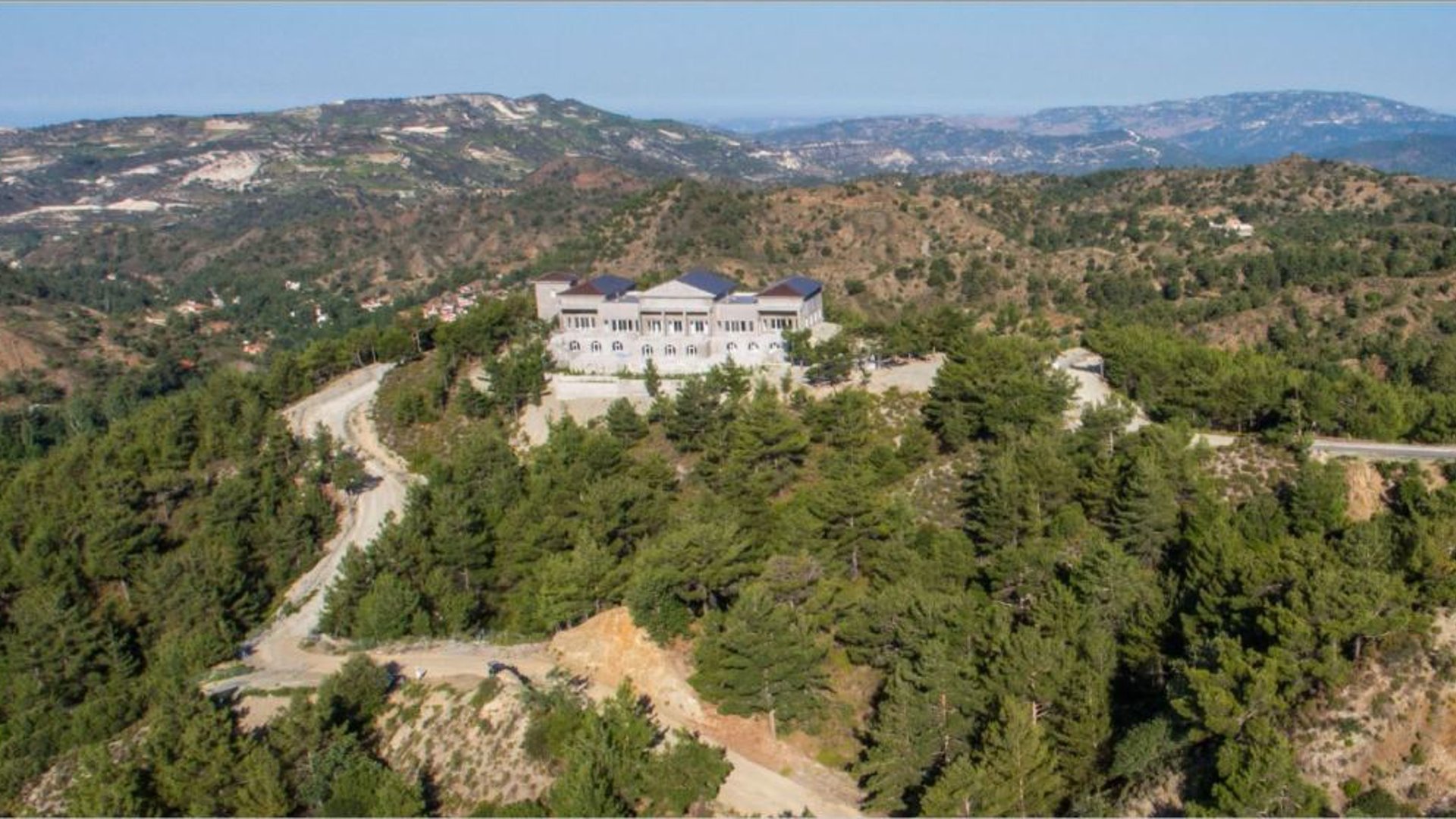 5 pièces Propriété commerciale à Pano Platres, Limassol, Chypre No. 25632