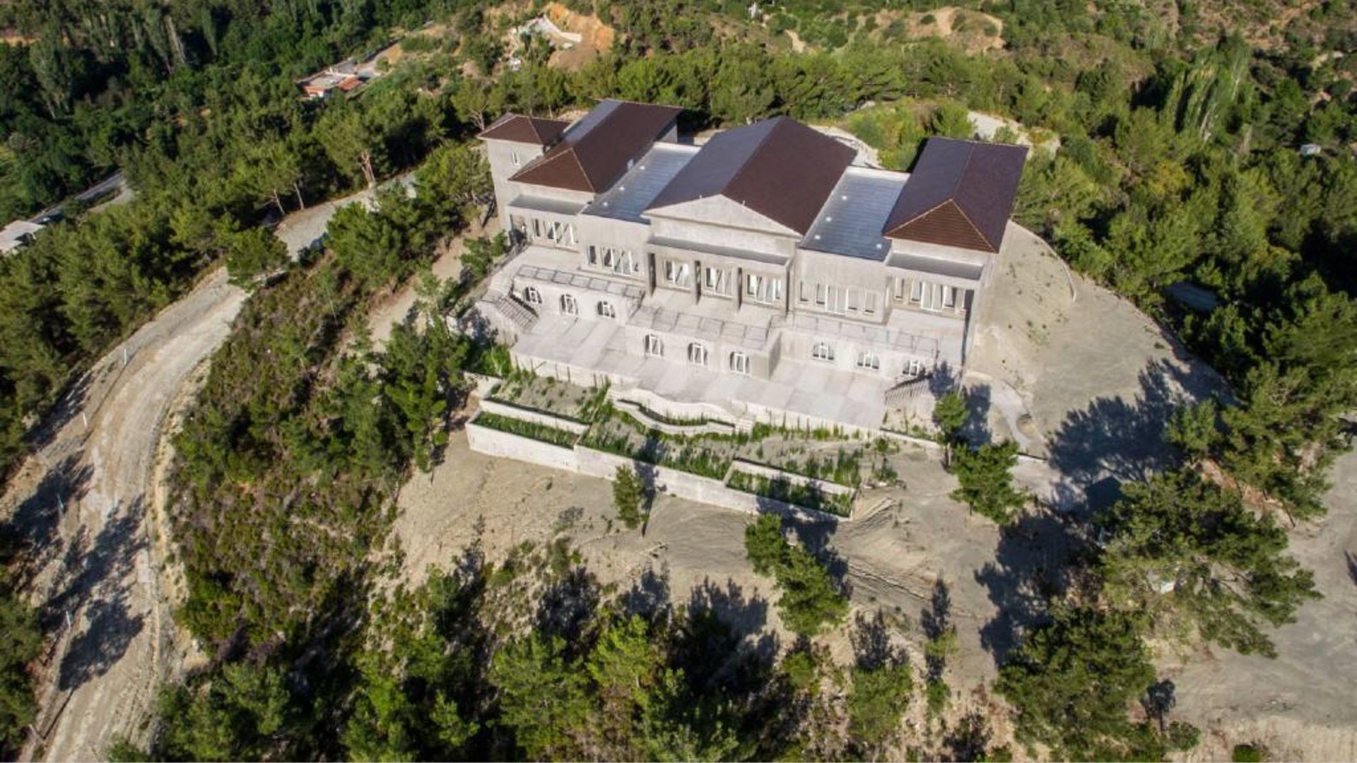 5 pièces Propriété commerciale à Pano Platres, Limassol, Chypre No. 25632