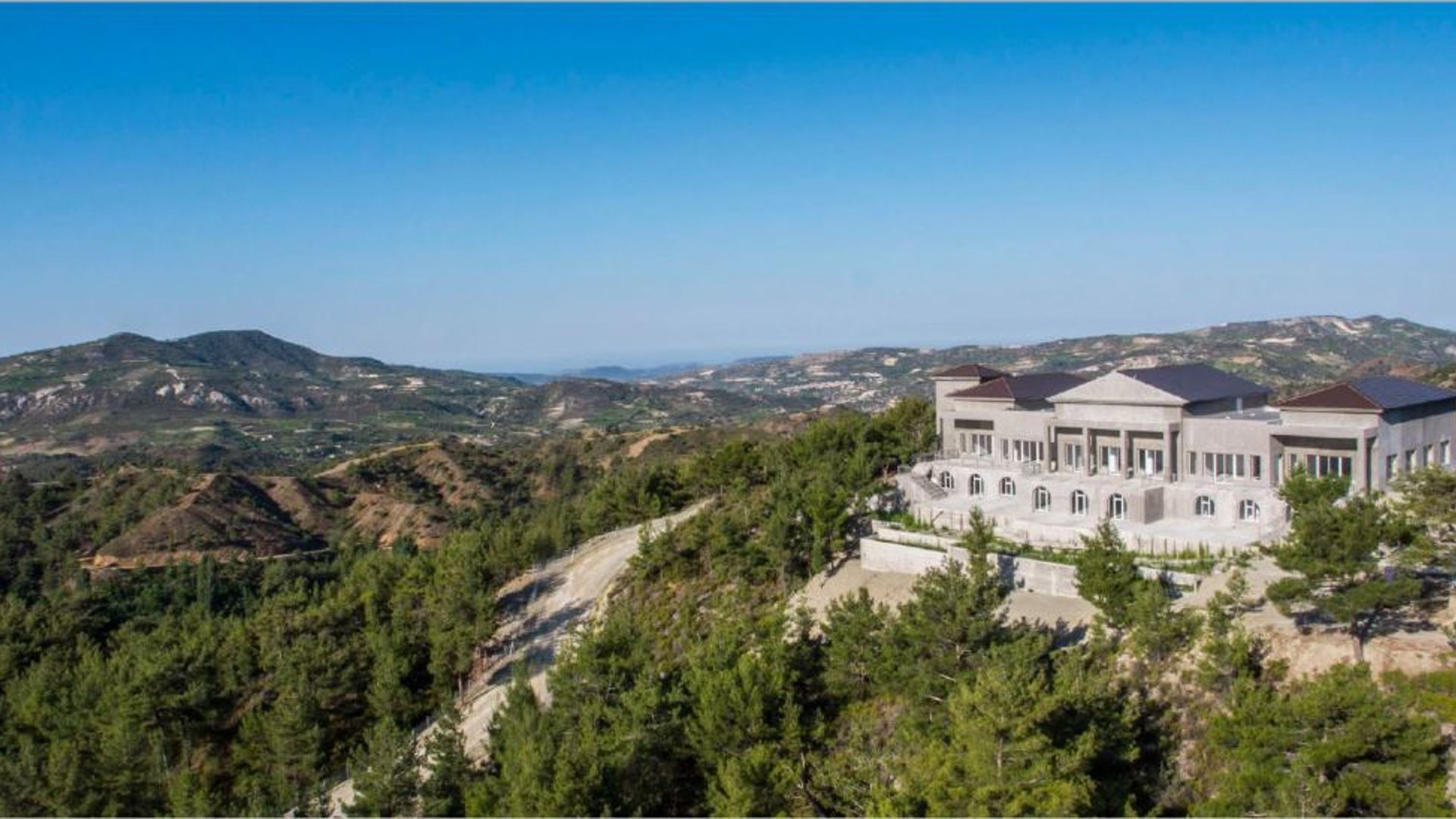 5 pièces Propriété commerciale à Pano Platres, Limassol, Chypre No. 25632