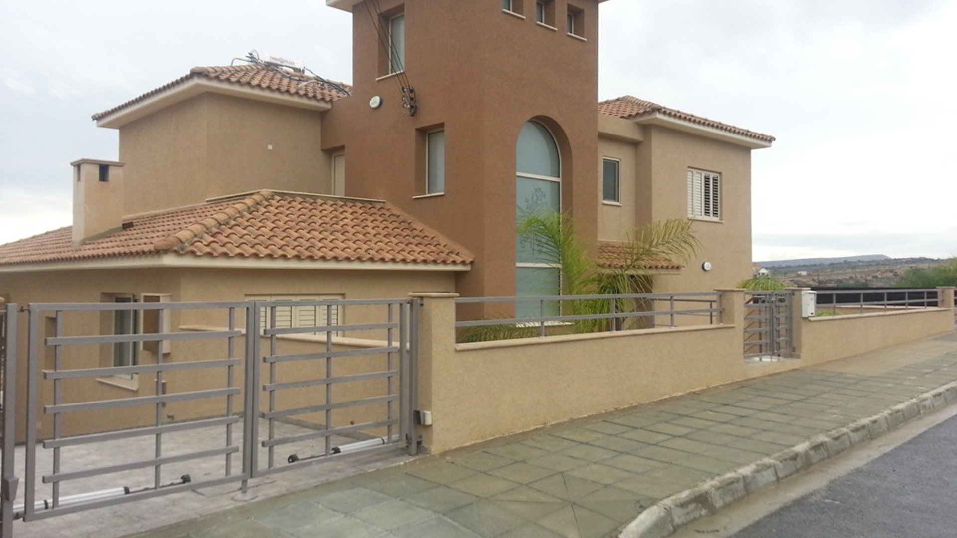 5 bedrooms Villa in Limassol, Cyprus No. 25633