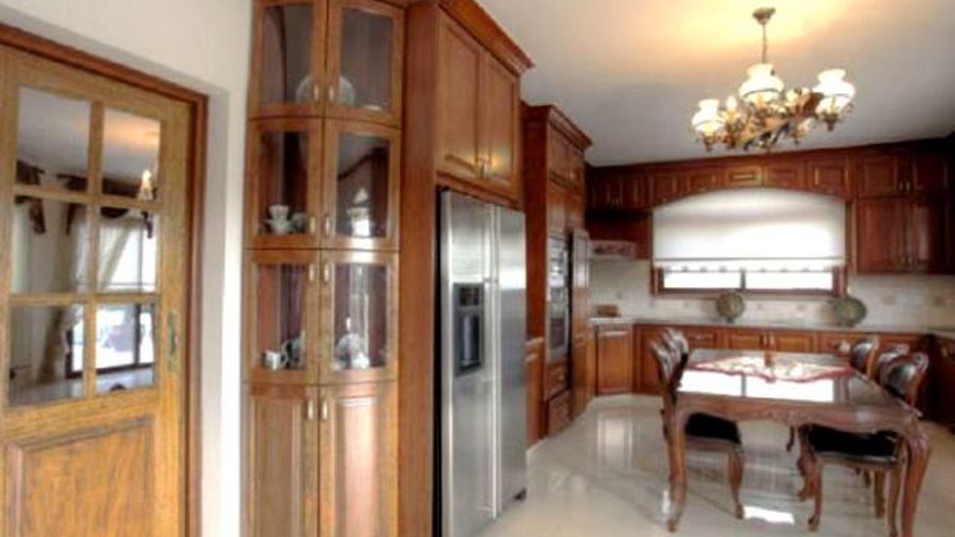 5 bedrooms Villa in Limassol, Cyprus No. 25631