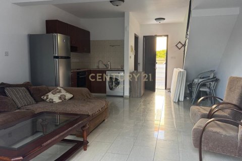 2 chambres Appartement à Germasogeia, Limassol,  No. 53983 3
