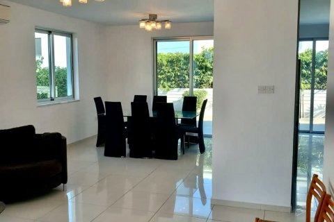 4 bedrooms Villa in Livadia, Larnaka,  No. 40247