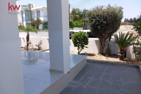 4 bedrooms Villa in Livadia, Larnaka,  No. 40247 22