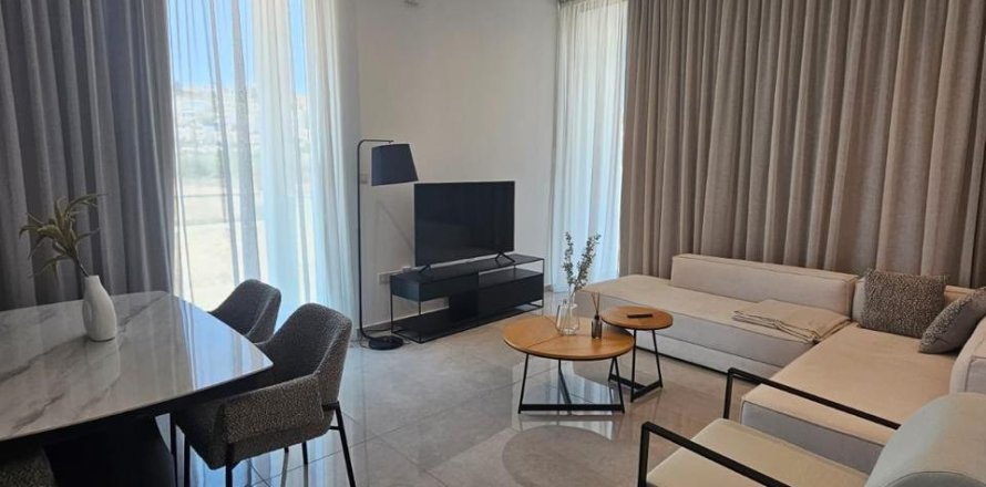 2 bedrooms Apartment in Paphos,  No. 48342