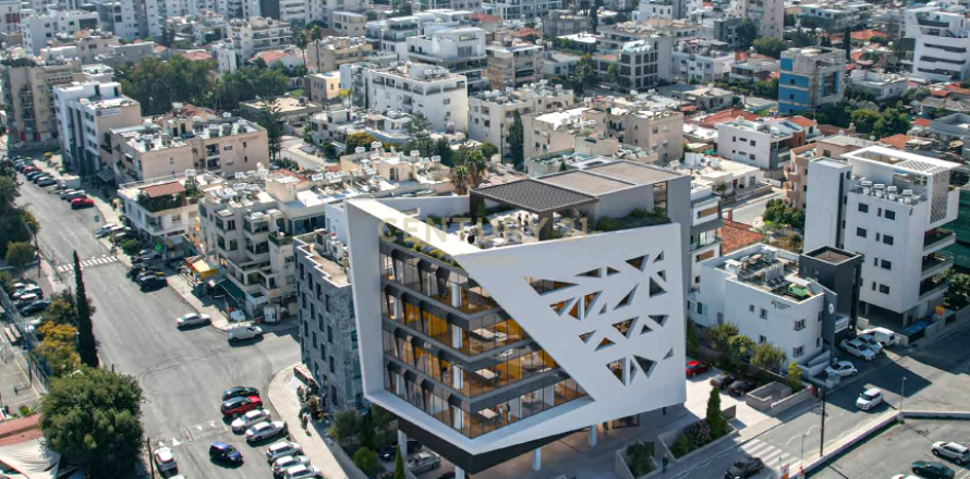 370m2 Oficina en Limassol,  No. 55015
