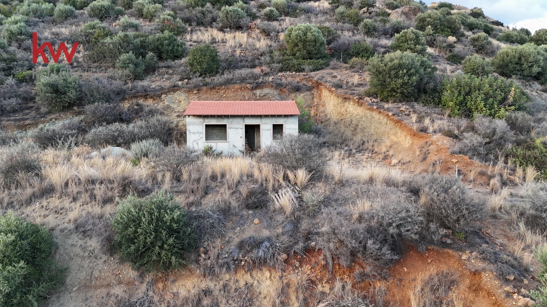 8696m2 Terreno en Pano Lefkara, Larnaka, Chipre No. 56740