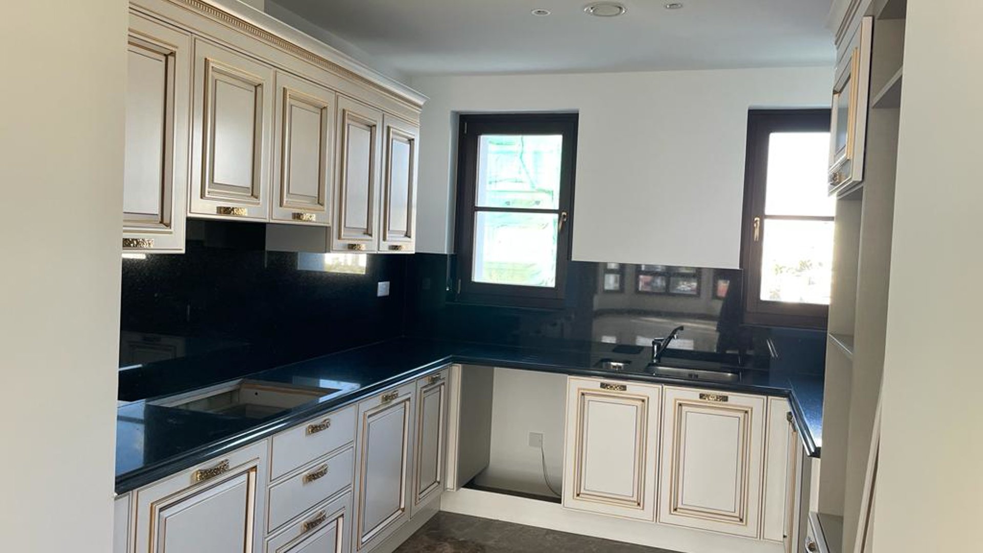 3 bedrooms Apartment in Potamos tis Germasogeias, Germasogeia, Limassol, Cyprus No. 26181