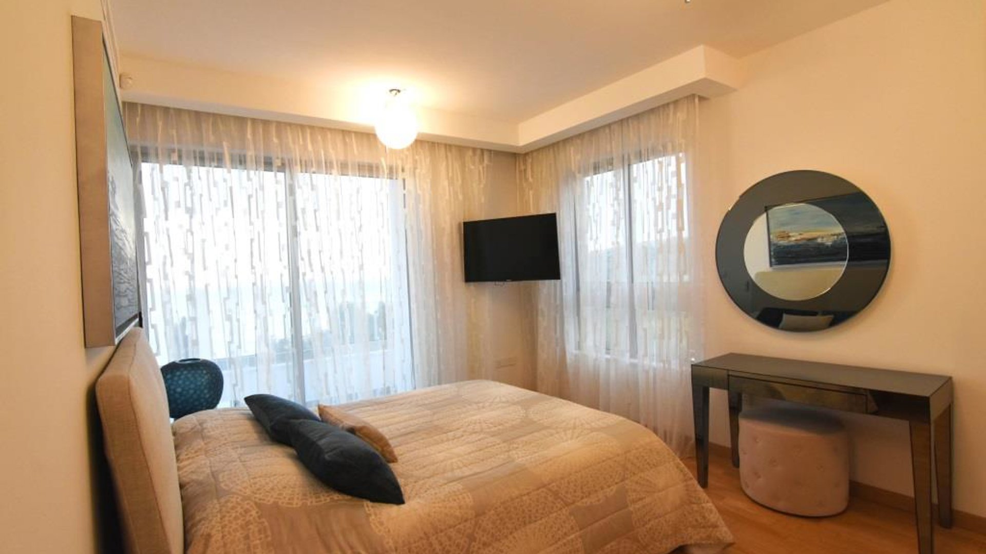 5 bedrooms Villa in Limassol, Cyprus No. 26187