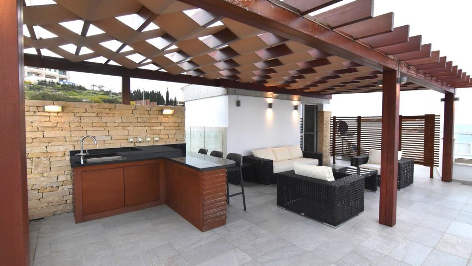 5 bedrooms Villa in Limassol, Cyprus No. 26187