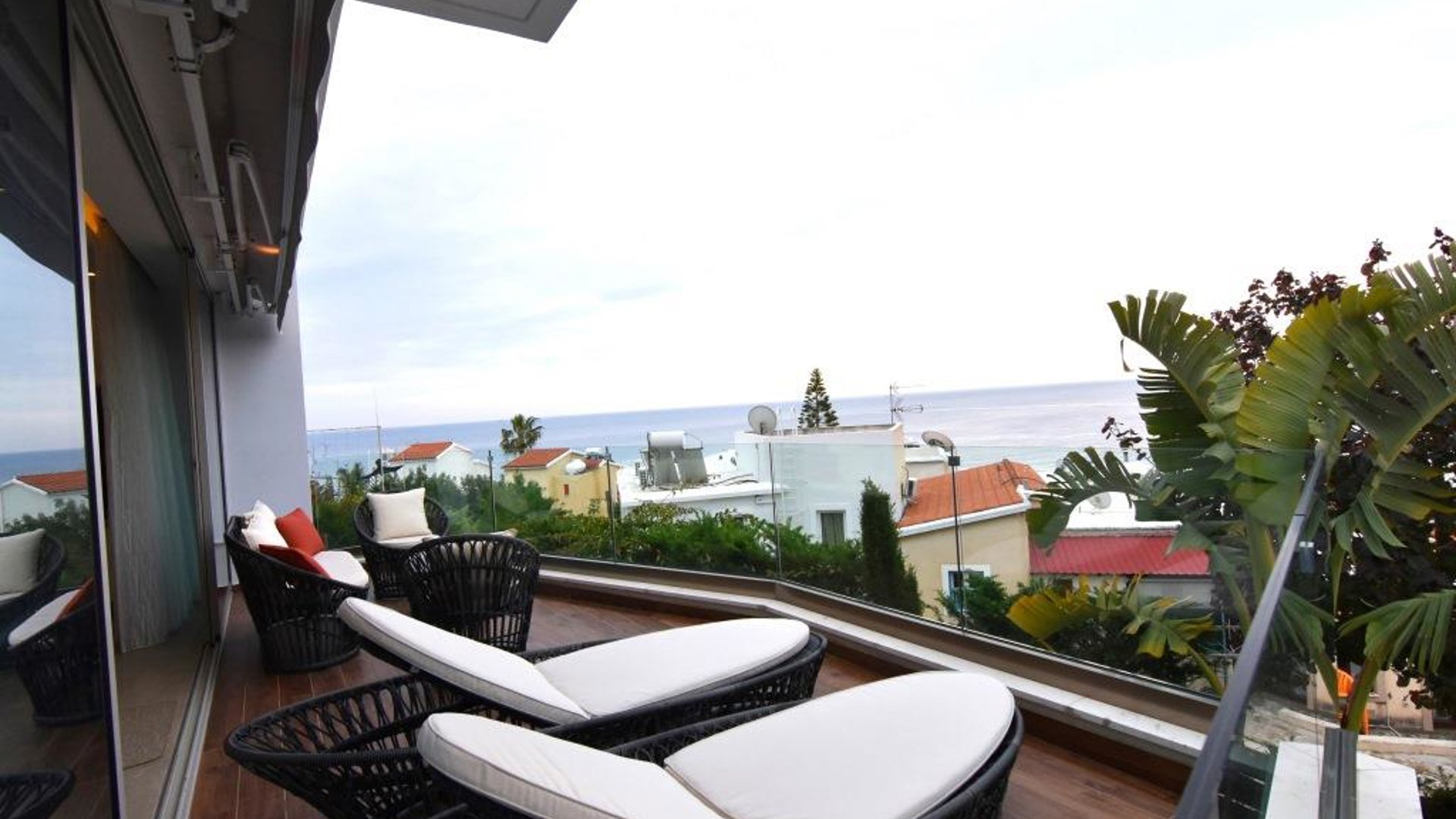 5 bedrooms Villa in Limassol, Cyprus No. 26187