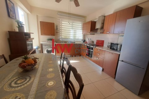 Квартира с 3 спальнями в Ларнака, № 40028 4