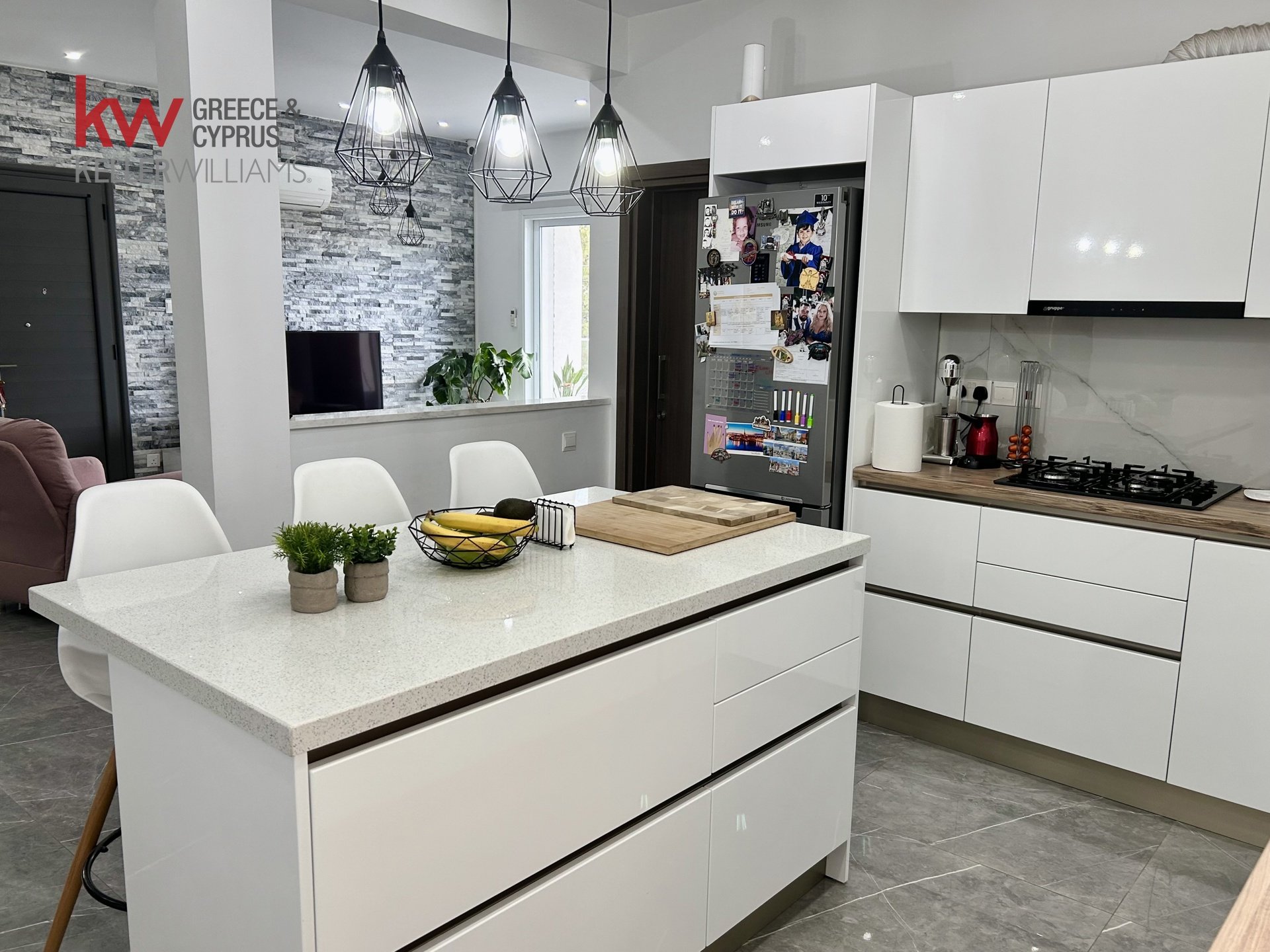 3 bedrooms Townhouse in Limassol, Cyprus No. 40027