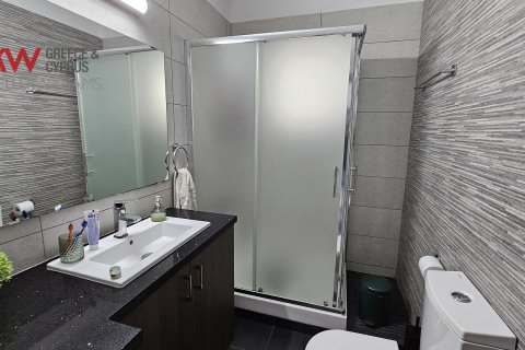 3 bedrooms Townhouse in Limassol, No. 40027 8