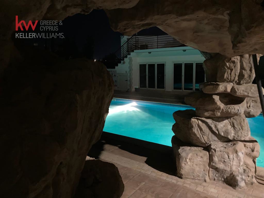 5 bedrooms Townhouse in Kiti, Larnaka, Cyprus No. 40029