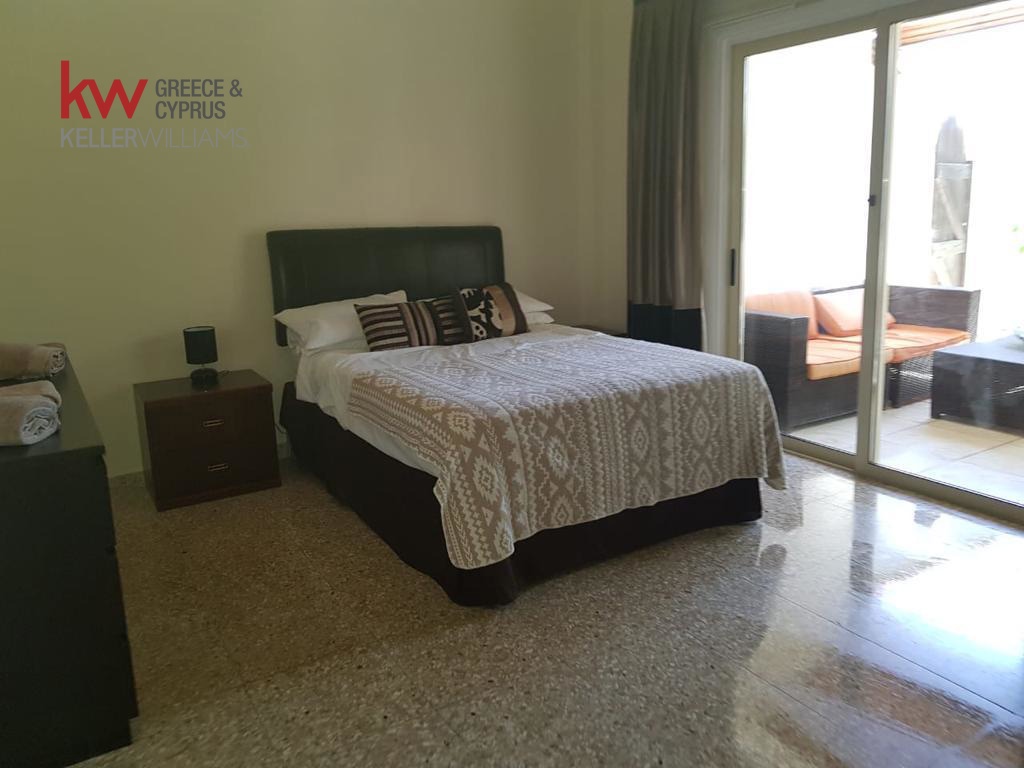 5 bedrooms Townhouse in Kiti, Larnaka, Cyprus No. 40029