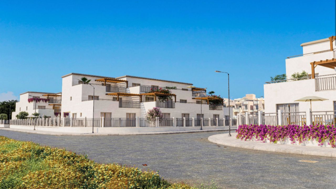2 bedrooms Apartment in Larnaka, Cyprus No. 35652