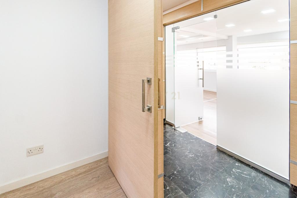 200m2 Oficina en Limassol, Chipre No. 54234