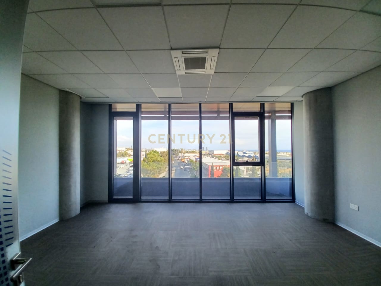 330m2 Office in Agios Athanasios, Limassol, Cyprus No. 54233