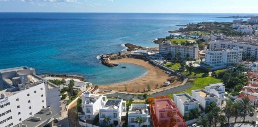 5 bedrooms Villa in Protaras, Ammochostos, No. 46201