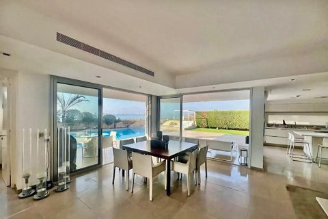 4 bedrooms Villa in Oroklini, Larnaka,  No. 46200 3