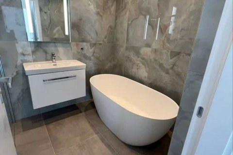 4 chambres Villa à Limassol, No. 46198 4