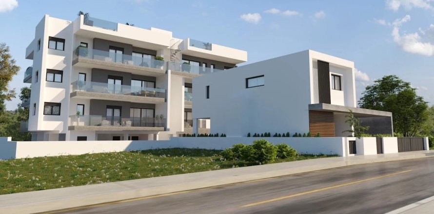 3 bedrooms Apartment in Limassol,  No. 47005