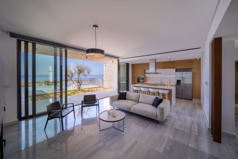 5 bedrooms Villa in Pegeia, Paphos,  No. 49577 5