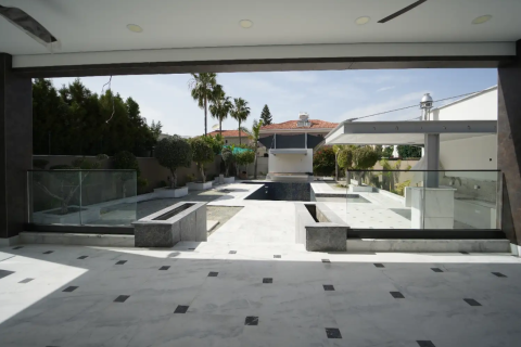 Вилла с 6 спальнями в Лимассол, Лимасол, № 48551 12