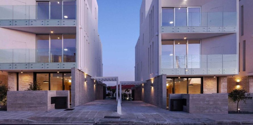 4 bedrooms Villa in Pafos City Villa Paphos,  No. 50792